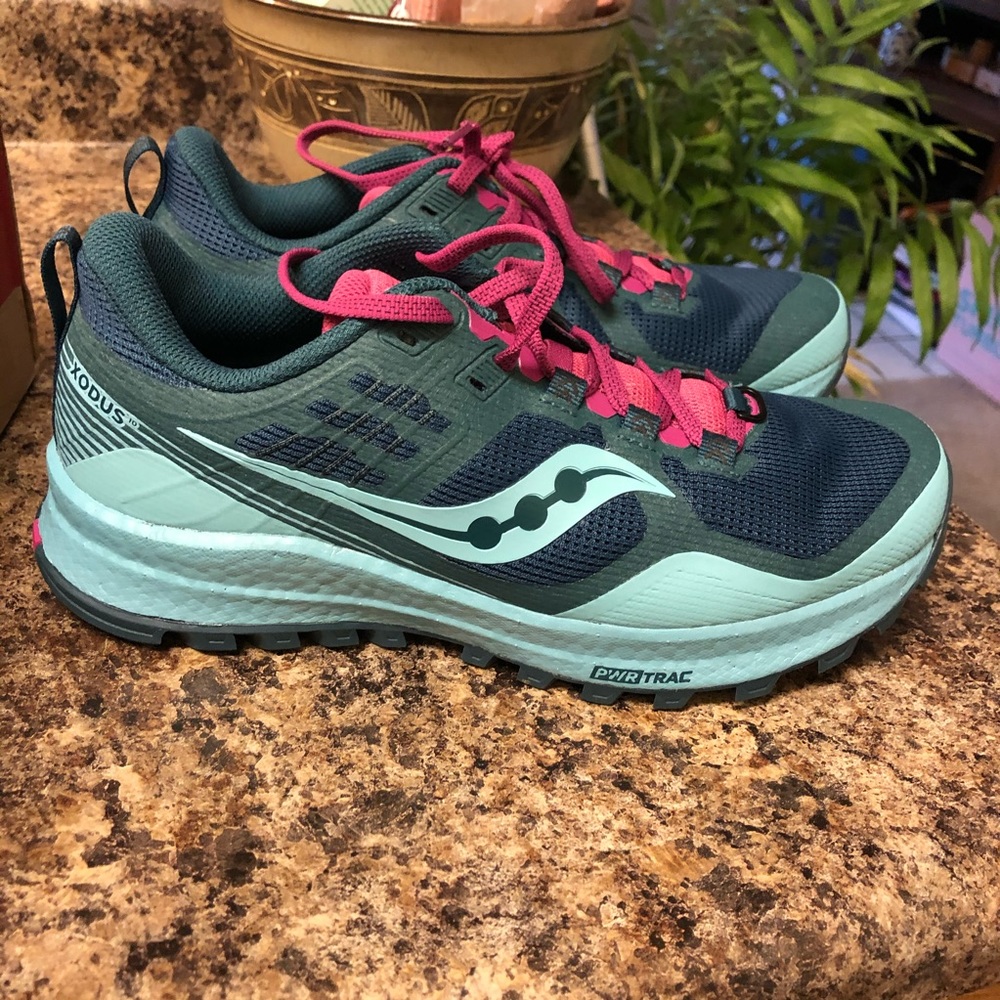 Saucony Xodus 10